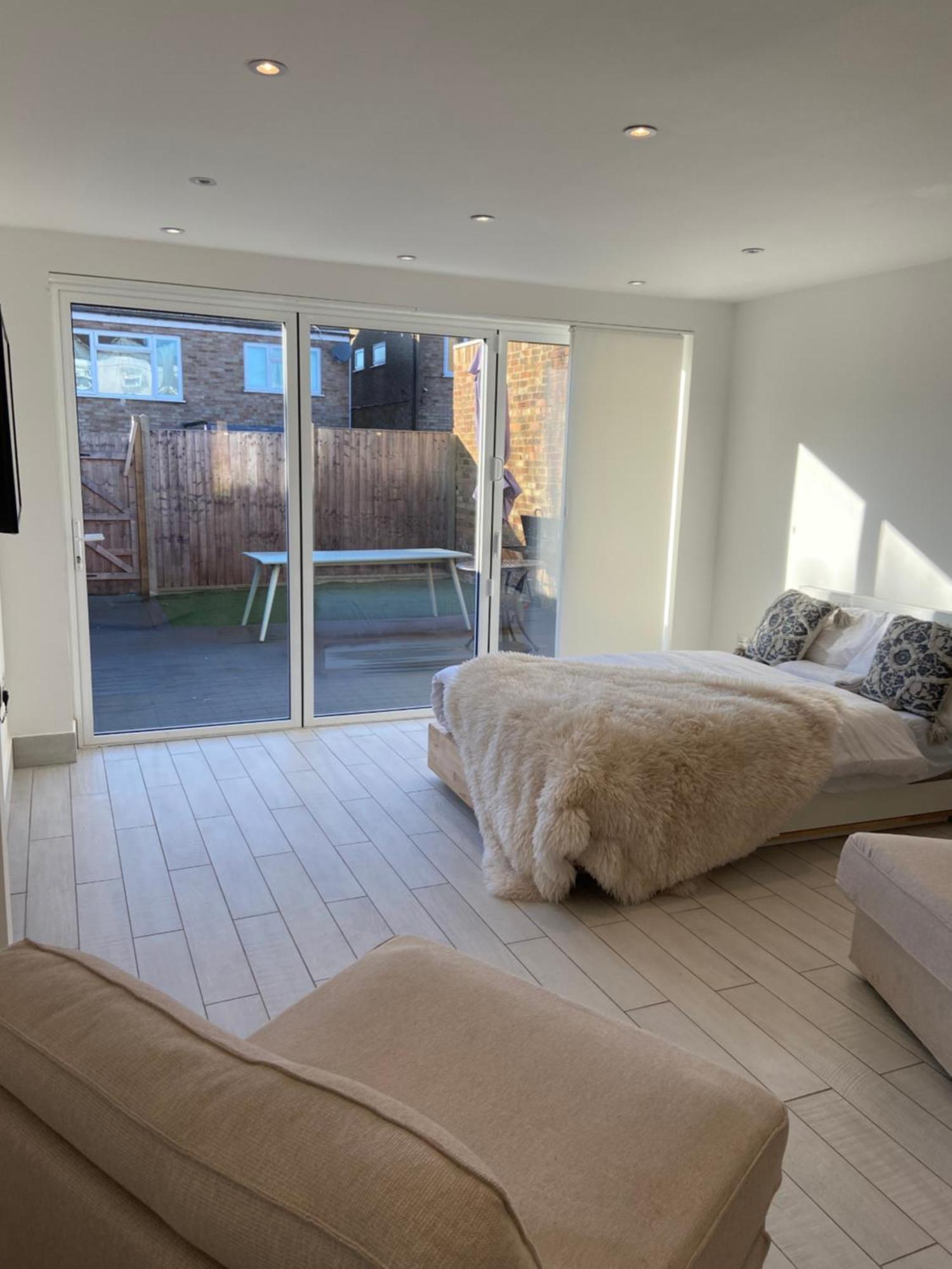 The Bay Apartment Edgware Bagian luar foto
